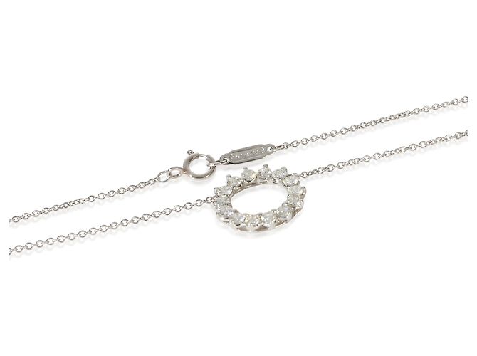 Pendente Circle Tiffany & Co. in platino e diamanti, 0.56 CTW - vista 3
