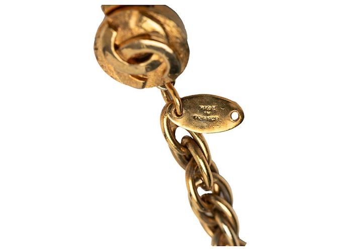 Chanel Goldplattierter Coco Mark Pferde-Medaillon-Halskette Golden - Ansicht 4