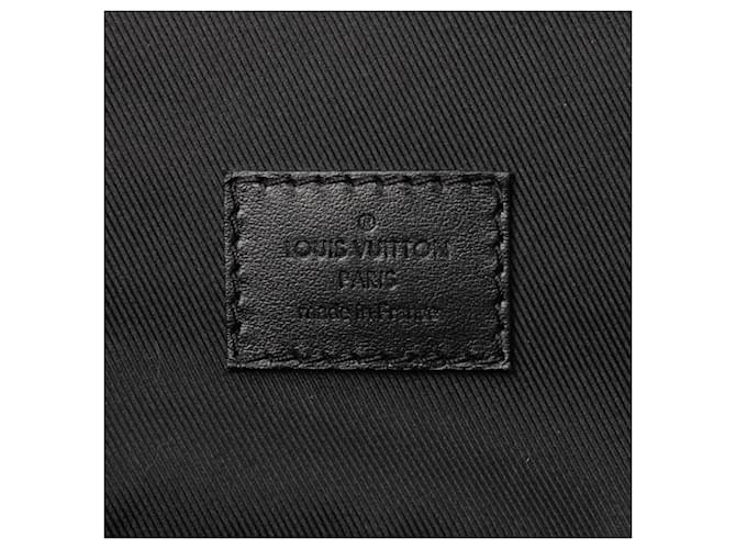 Zaino Louis Vuitton Monogram Eclipse Christopher MM Marrone Nero - vista 5