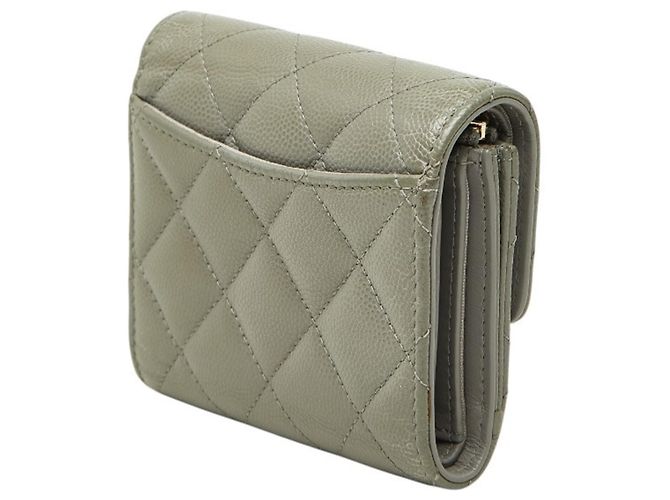 Timeless Chanel Coco Mark Tri-fold Wallet aus grauem Caviar-Leder Braun - Ansicht 2