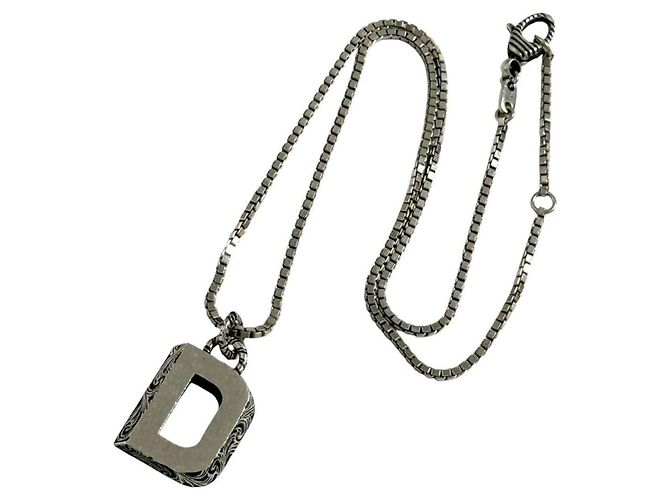 Collana con pendente Alphabet D unisex Gucci - vista 3