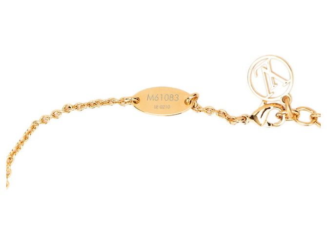 Collana con pendente Louis Vuitton Essential V Chain D'oro - vista 6