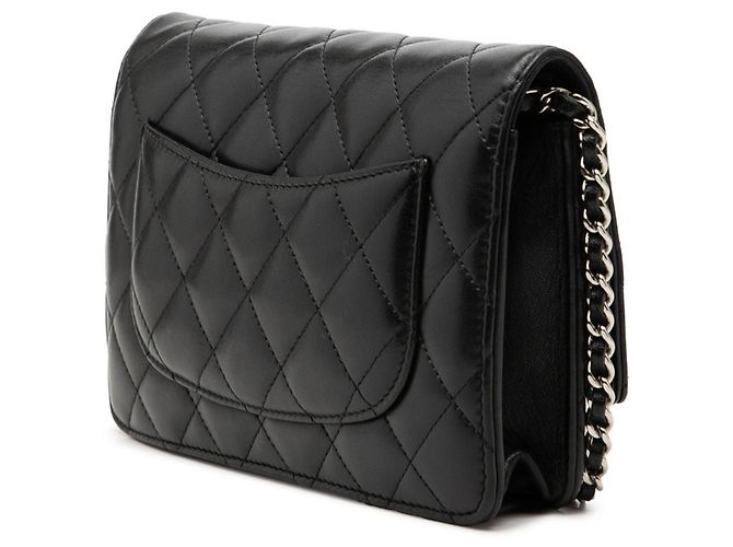 Borsa a tracolla Chanel Matelassé in pelle nera Nero - vista 2