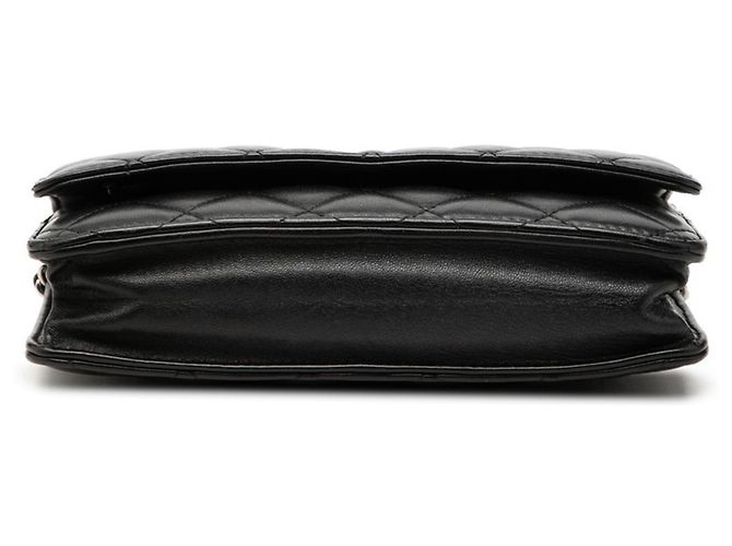 Borsa a tracolla Chanel Matelassé in pelle nera Nero - vista 3
