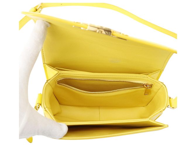 Céline Borsa a tracolla Celine Teen Triomphe in pelle Giallo - vista 6