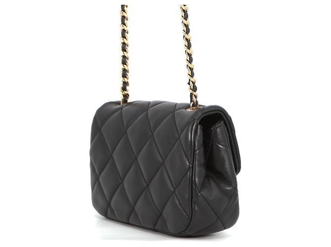 Borsa a tracolla Chanel in pelle di agnello nera Nero - vista 2