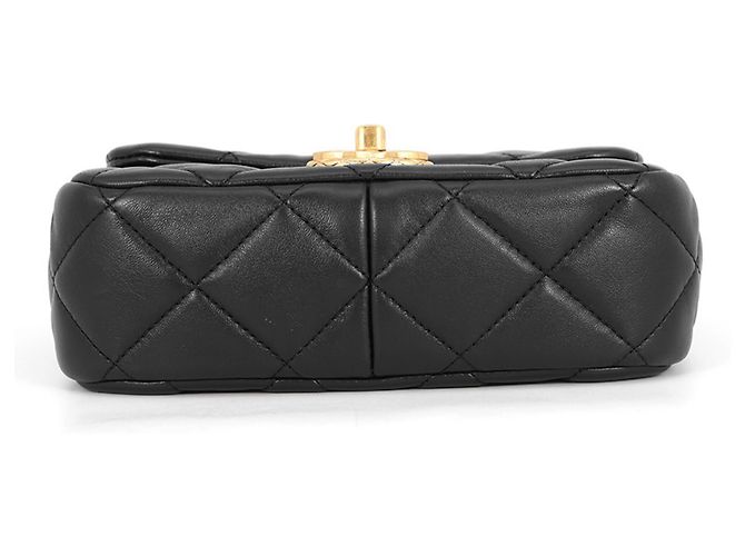 Borsa a tracolla Chanel in pelle di agnello nera Nero - vista 3