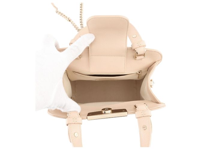 Borsa a tracolla con catena in pelle beige Chanel - vista 6