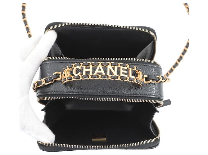 Borsa a tracolla Chanel in pelle di vitello martellata nera Nero - vista 6