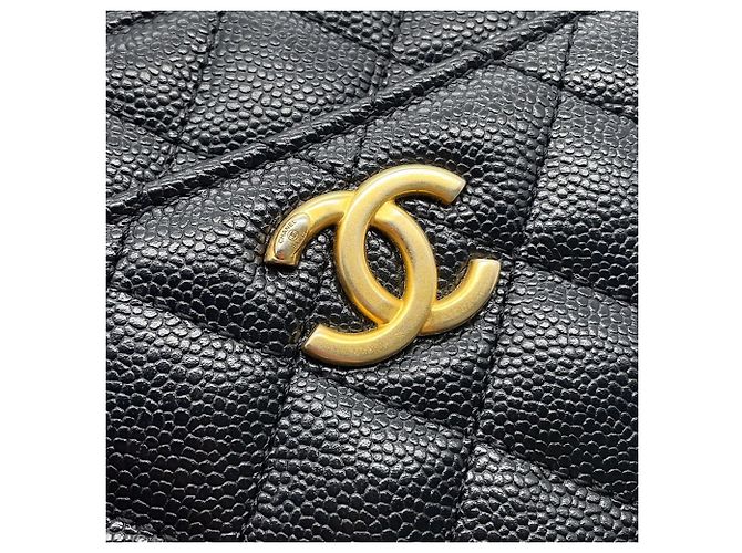 Borsa a tracolla Chanel in pelle di vitello martellata nera Nero - vista 9
