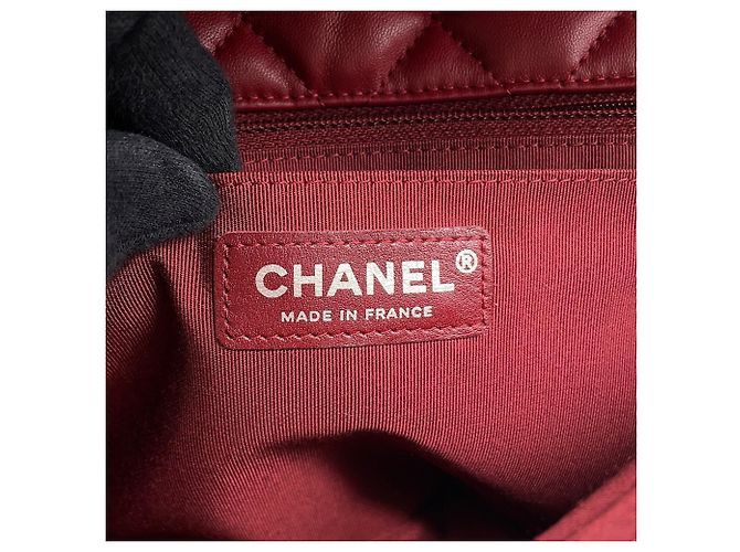 Borsa a tracolla Chanel in agnello rosso - vista 14