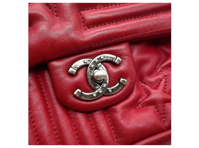 Borsa a tracolla Chanel in agnello rosso - vista 7