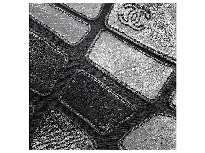 Chanel Schultertasche aus schwarzem Leder - Ansicht 6