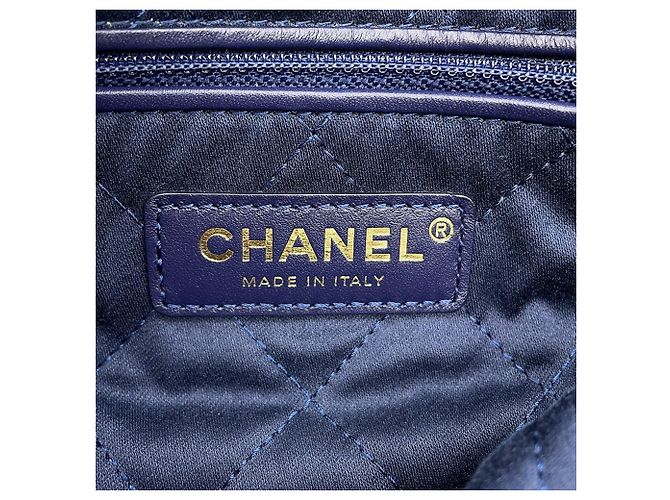 Zaino Chanel in pelle di vitello martellata blu navy - vista 13