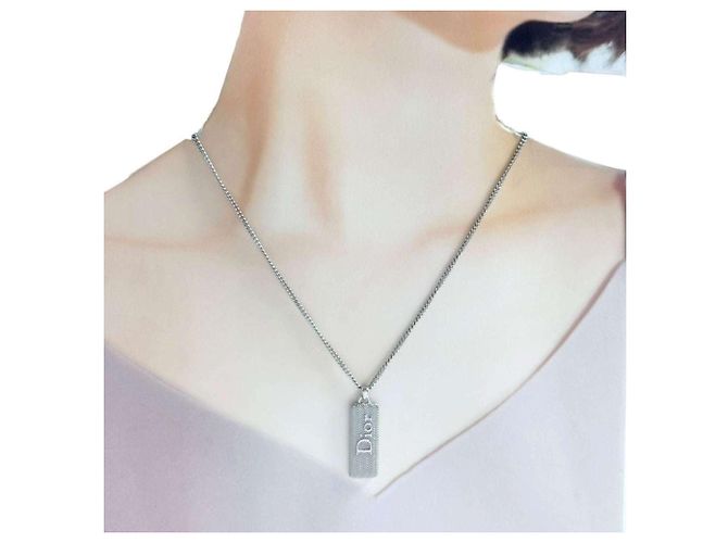 Collana con pendente Guilloche Plate da uomo di Christian Dior Argento - vista 9