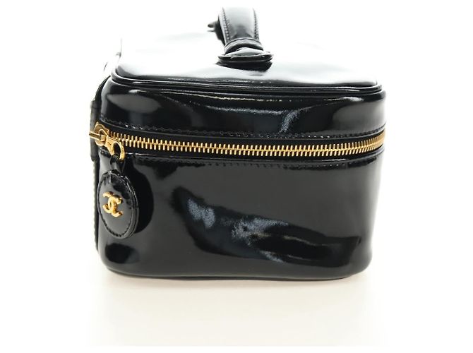 Chanel Vintage Timeless Beauty Case Patent Small Nero - vista 4