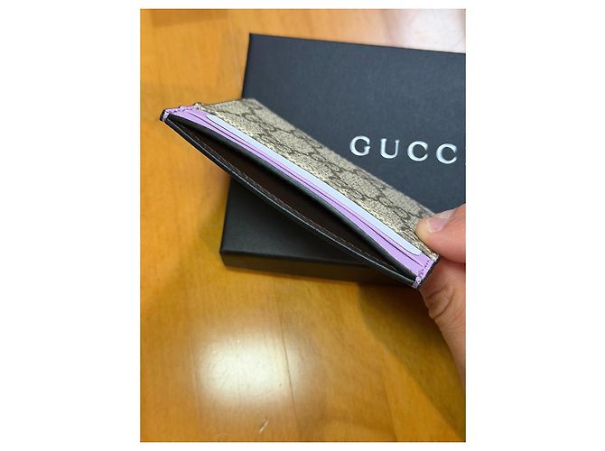 Tarjetero Gucci GG Supreme con piel lila - vista 12