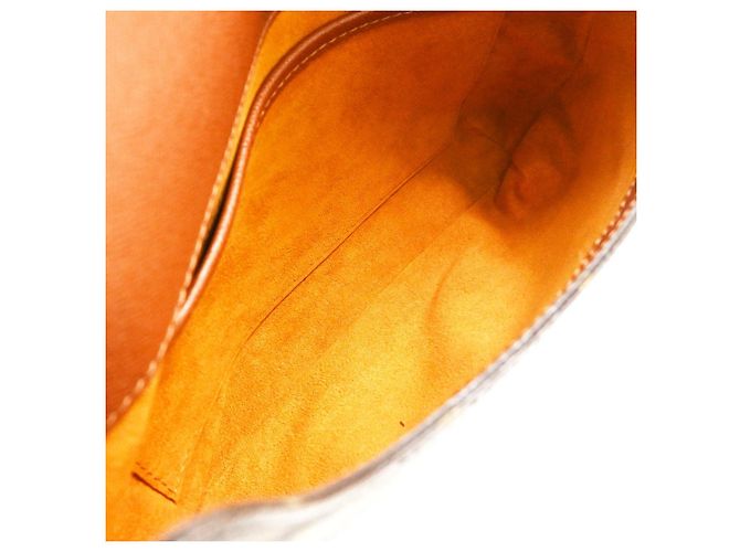 Louis Vuitton Musette Tango Monogram Canvas Marrone - vista 3