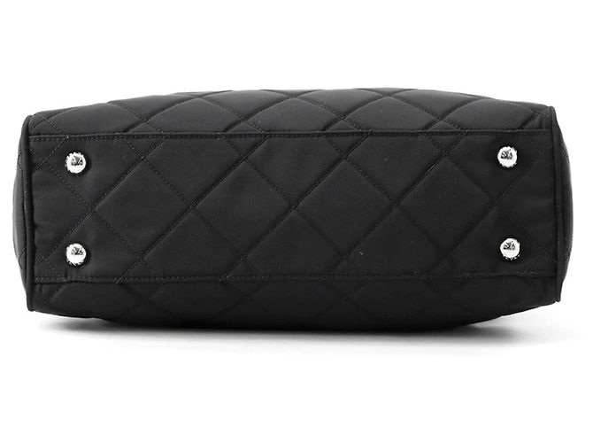 Borsa a Spalla con Catena Prada in Nylon Nero - vista 3
