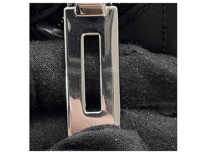 Borsa a Spalla con Catena Prada in Nylon Nero - vista 9