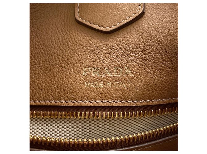 Prada Leder-Tote-Bag Braun - Ansicht 12