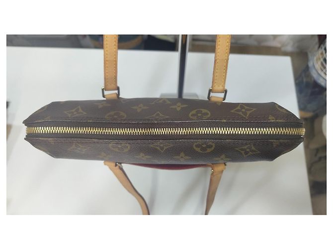 Sac cabas Louis Vuitton Monogram Canvas Coussin Marron Monogramme - vue 5