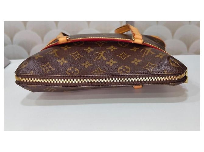 Sac cabas Louis Vuitton Monogram Canvas Coussin Marron Monogramme - vue 8