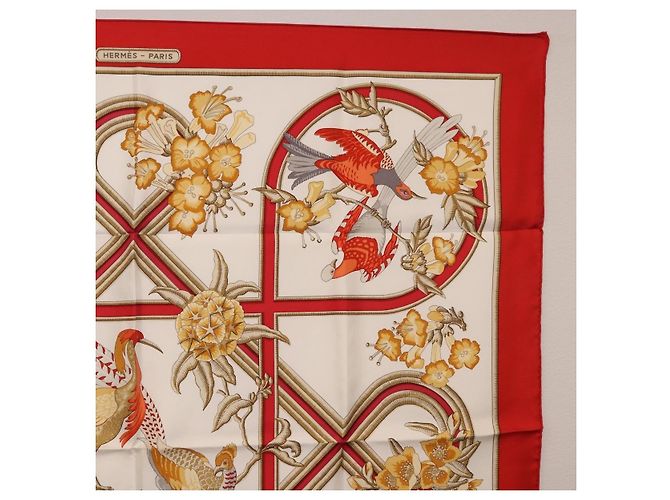 Hermès Hermes Carré 90 Seda multicolor 90 x 90 Roja - vista 4