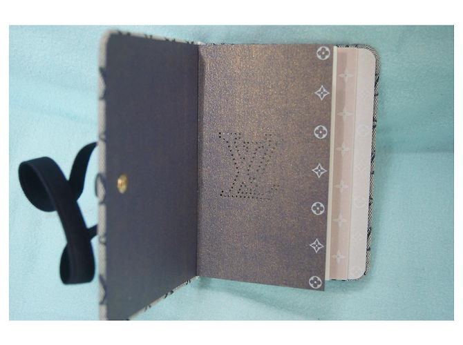 Louis Vuitton Libreta Monogram Gris Castaño - vista 6