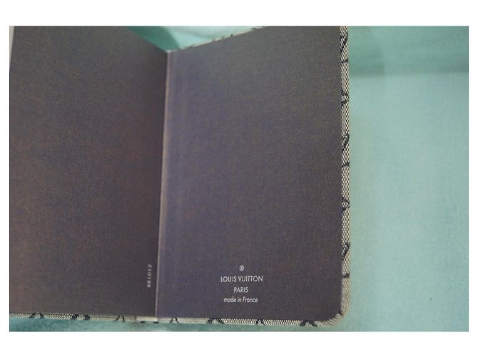 Louis Vuitton Libreta Monogram Gris Castaño - vista 8