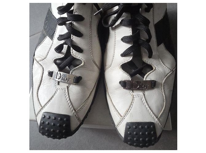 Dior Sneakers Basse in Pelle Bianco e Nero - vista 2