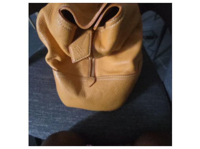 Lancel Handtasche aus gelbem Leder - Ansicht 2