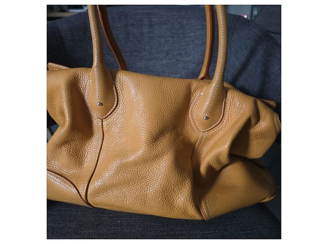 Lancel Handtasche aus gelbem Leder - Ansicht 4