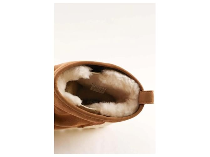 Ugg Camel boots - view 5