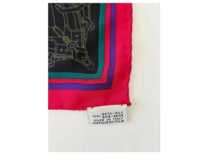 Foulard in seta Gucci Floral Archivio anni 80 Nero Rosa Verde Porpora Gold hardware - vista 5