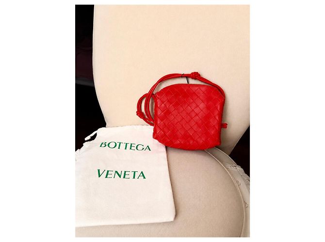 Bottega Veneta Mini Bulb in pelle Intrecciato Rosso Corallo - vista 2