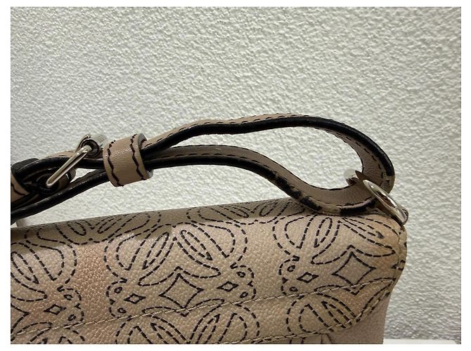 Loewe Borsa a tracolla Anagram Coated Canvas Kite Baguette Rosa Beige Grigio - vista 8