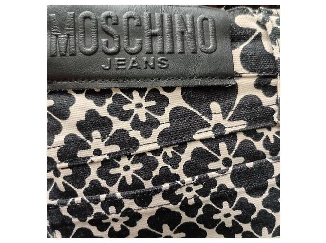Pantalones Moschino Jeans estampado floral blanco y negro - vista 4
