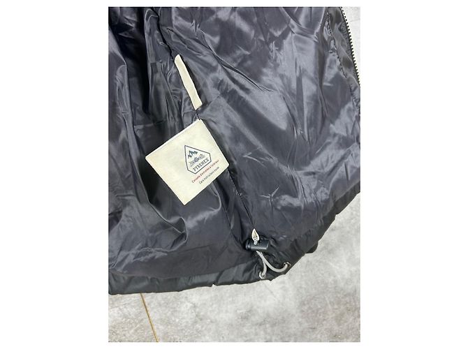 Chaqueta de plumón Pyrenex negra para hombre con capucha de pelo Negro - vista 13