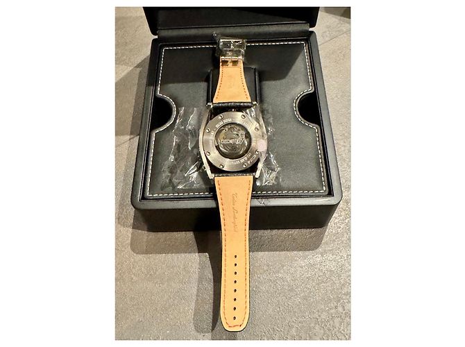 Tonino Lamborghini Cuscinetto Relógio Automático Preto Vermelho Hardware prateado - vista 5