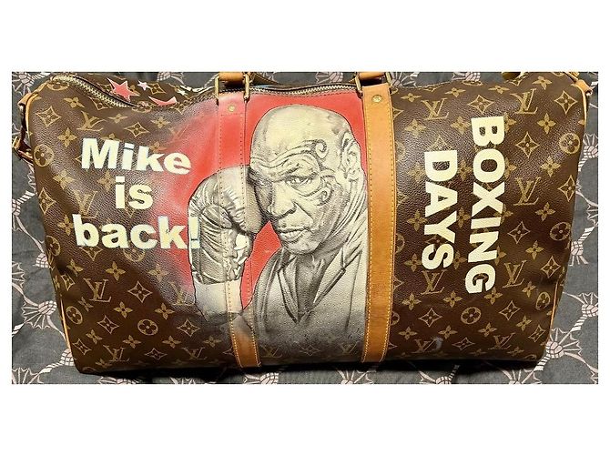 Louis Vuitton Keepall Bandoulière 55 Mike Tyson vs Mickey Monogram Marrone Multicolore - vista 4