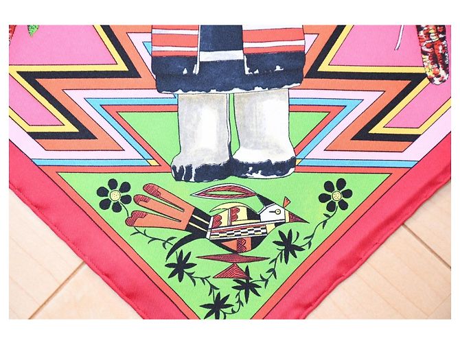 Carré Hermès Kachina di Kermit Oliver 90cm in seta - Rosa Nativo Marrone Nero Bianco Rosso Blu Verde Giallo - vista 9