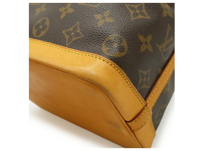 Borsa Louis Vuitton Monogram Mini Noe Marrone - vista 4