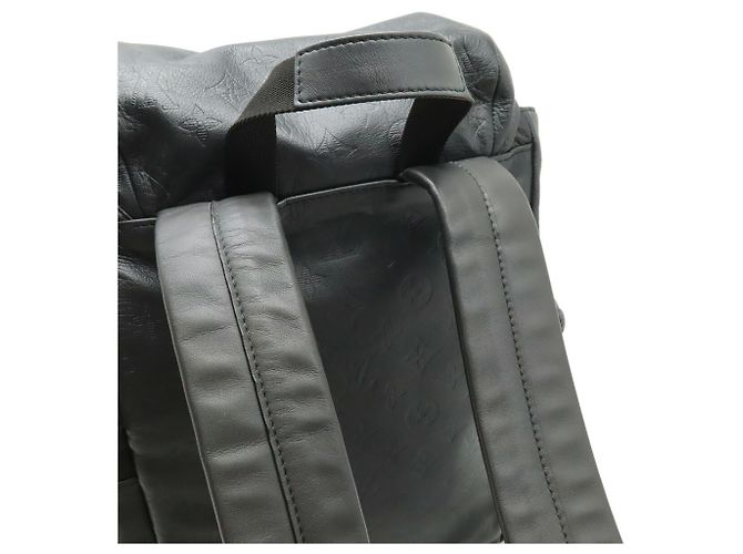 Louis Vuitton Monogram Shadow Discovery Rucksack Schwarz - Ansicht 5