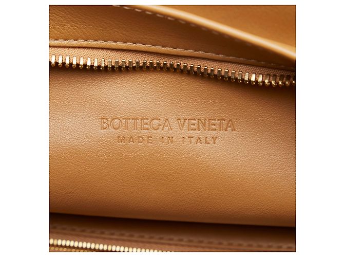 Bottega Veneta Beige The Twist - view 6