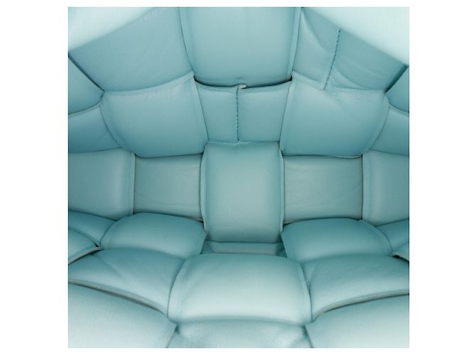 Bottega Veneta Sac bandoulière Cassette en nappa bleu Intrecciato rembourré Bleu clair - vue 6