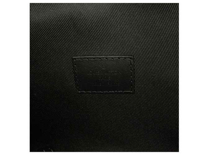 Portafoglio Steamer Wearable in pelle Taurillon Monogram nera Louis Vuitton Nero - vista 8