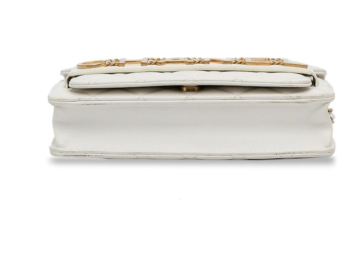 Chanel Enchained Wallet on Chain in Weiß - Ansicht 5