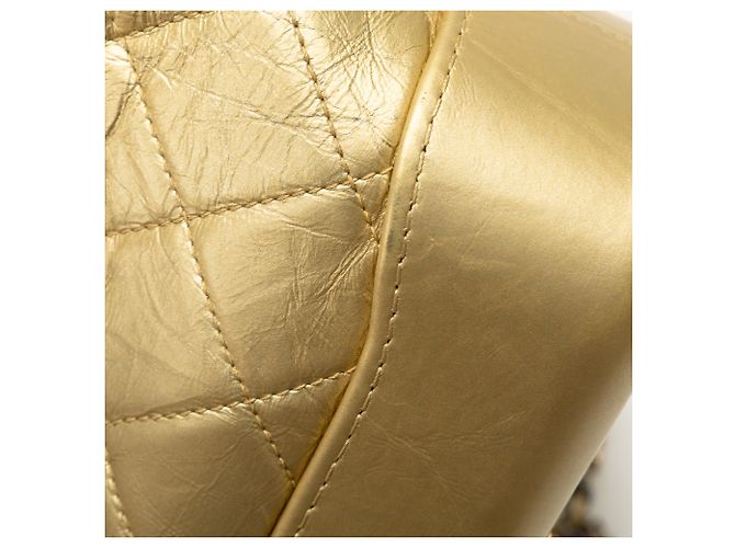 Chanel Gabrielle Crossbody in agnello metallizzato oro Small D'oro - vista 11