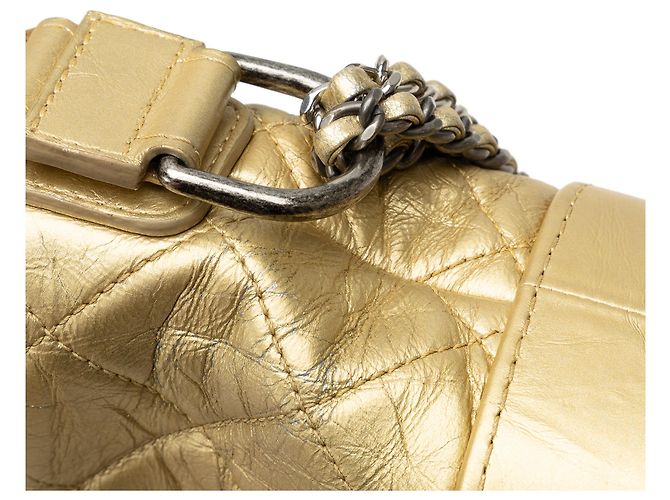 Chanel Gabrielle Crossbody in agnello metallizzato oro Small D'oro - vista 12